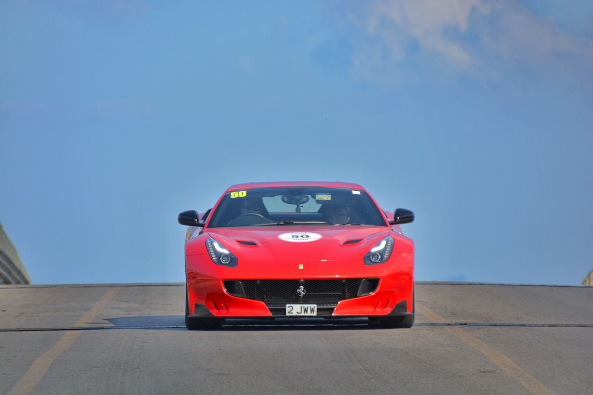 Ferrari 812