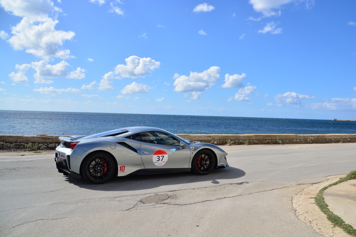 Ferrari 488 Pista