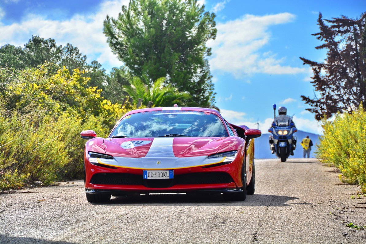 Ferrari SF90