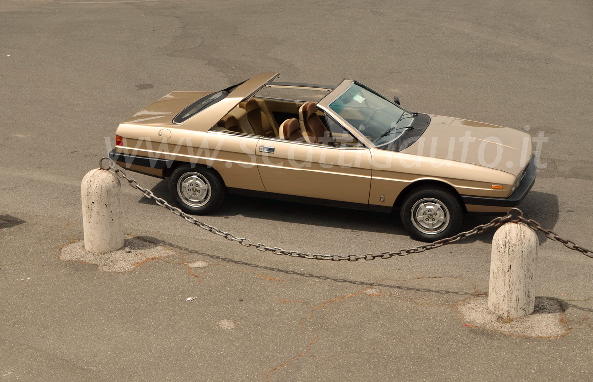 Lancia T-roof