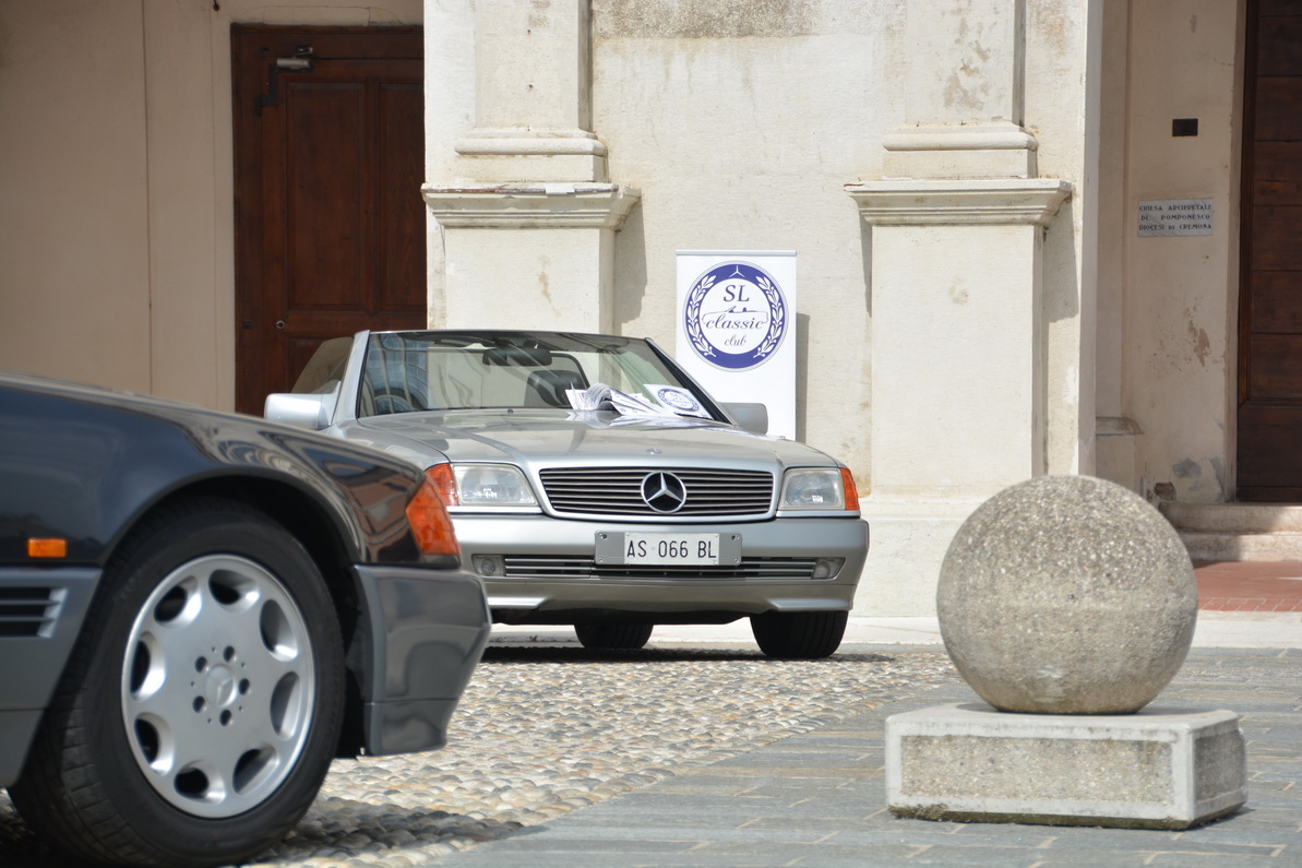 Mercedes R129