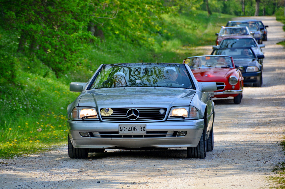 Mercedes R129
