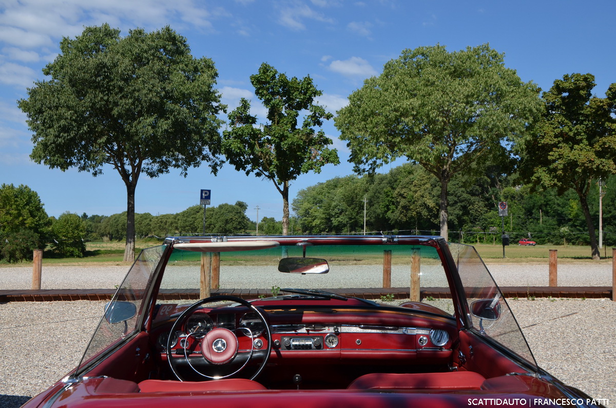 Mercedes W113 cabrio